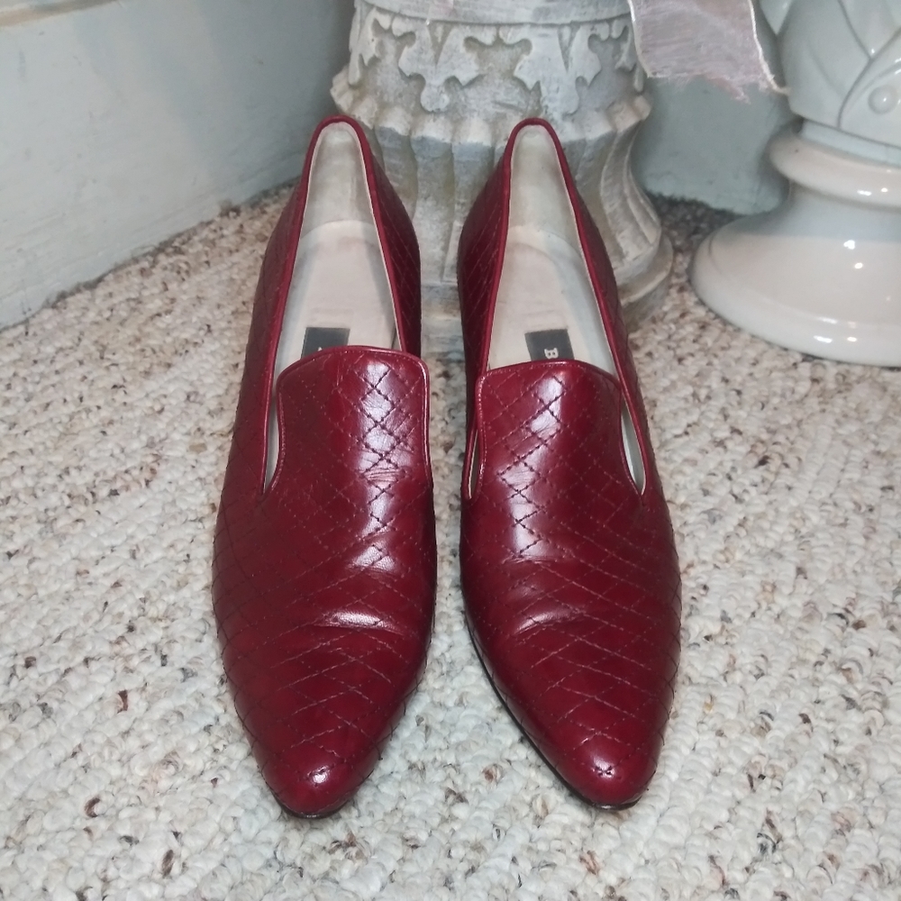 Bally Vintage "Cupid" Ruby Red Quilted Leather Edwardian Style Pumps - Picture 3 of 15